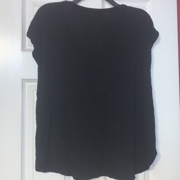 Pink republic black short sleeve lace shoulder top size medium rounded bottom - Picture 4 of 7